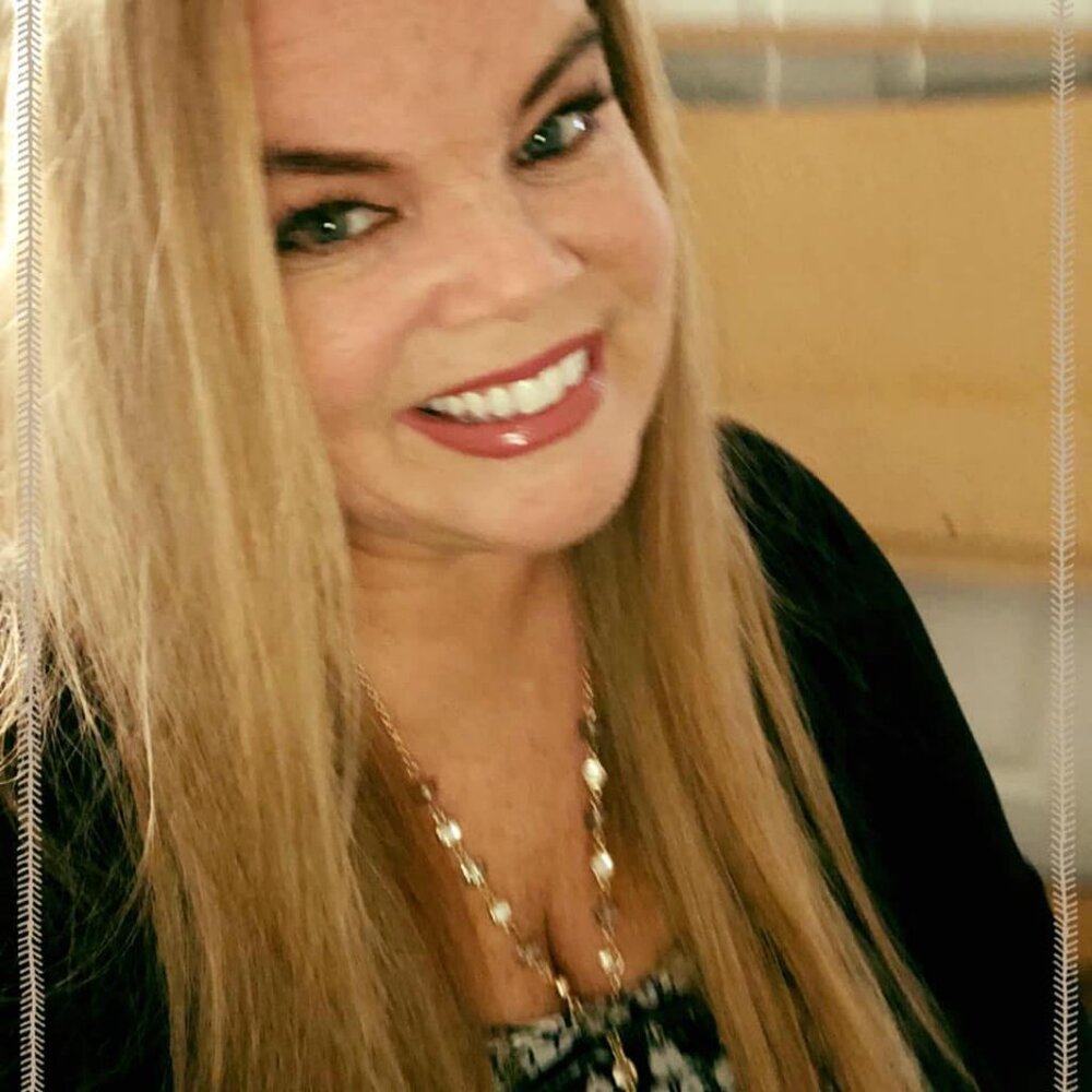 Meet your Posher, Sharon